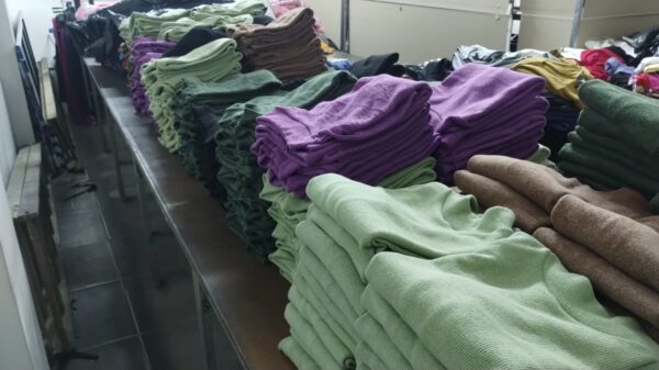 SWEATERS POLERA BRUSH (x4) - Imagen 2