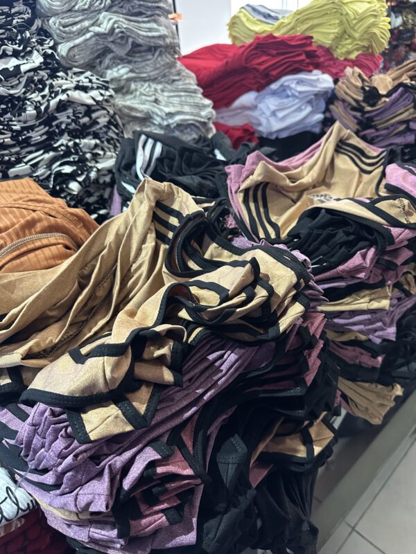 TOPS DEPORTIVOS (x6) - Imagen 3