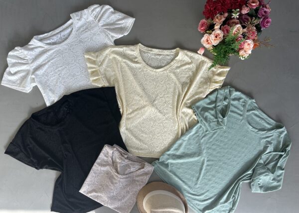 BLUSAS BRODERIE. (x2)