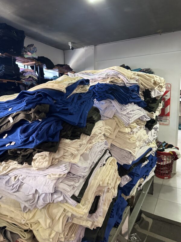 MUSCULOSAS DE HOMBRE (x4) - Imagen 2